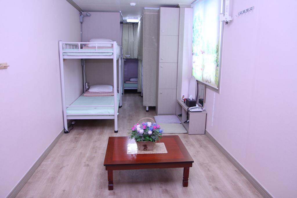 Hostel Dahyun & Guesthouse Кёнджу Экстерьер фото