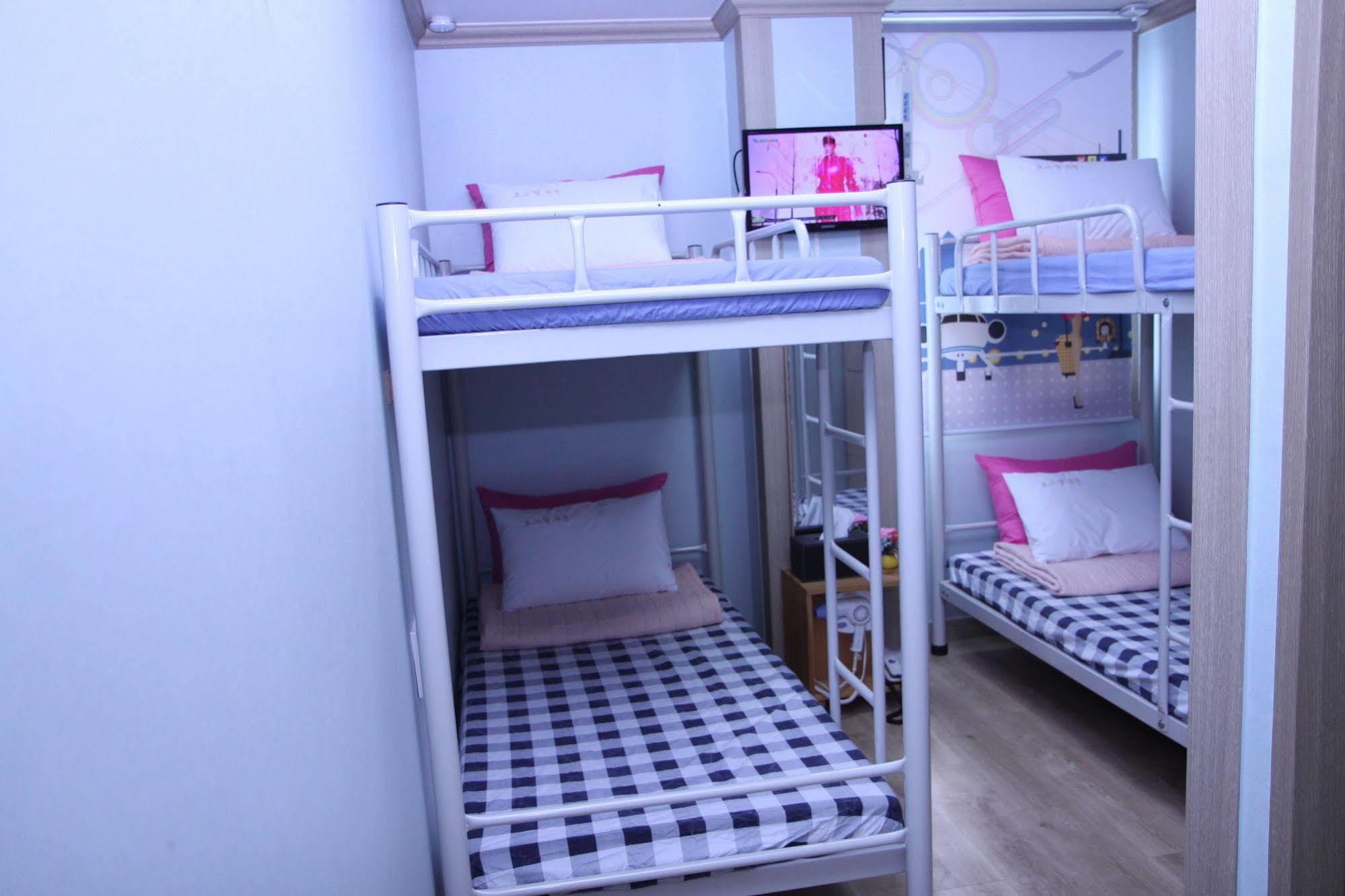 Hostel Dahyun & Guesthouse Кёнджу Экстерьер фото