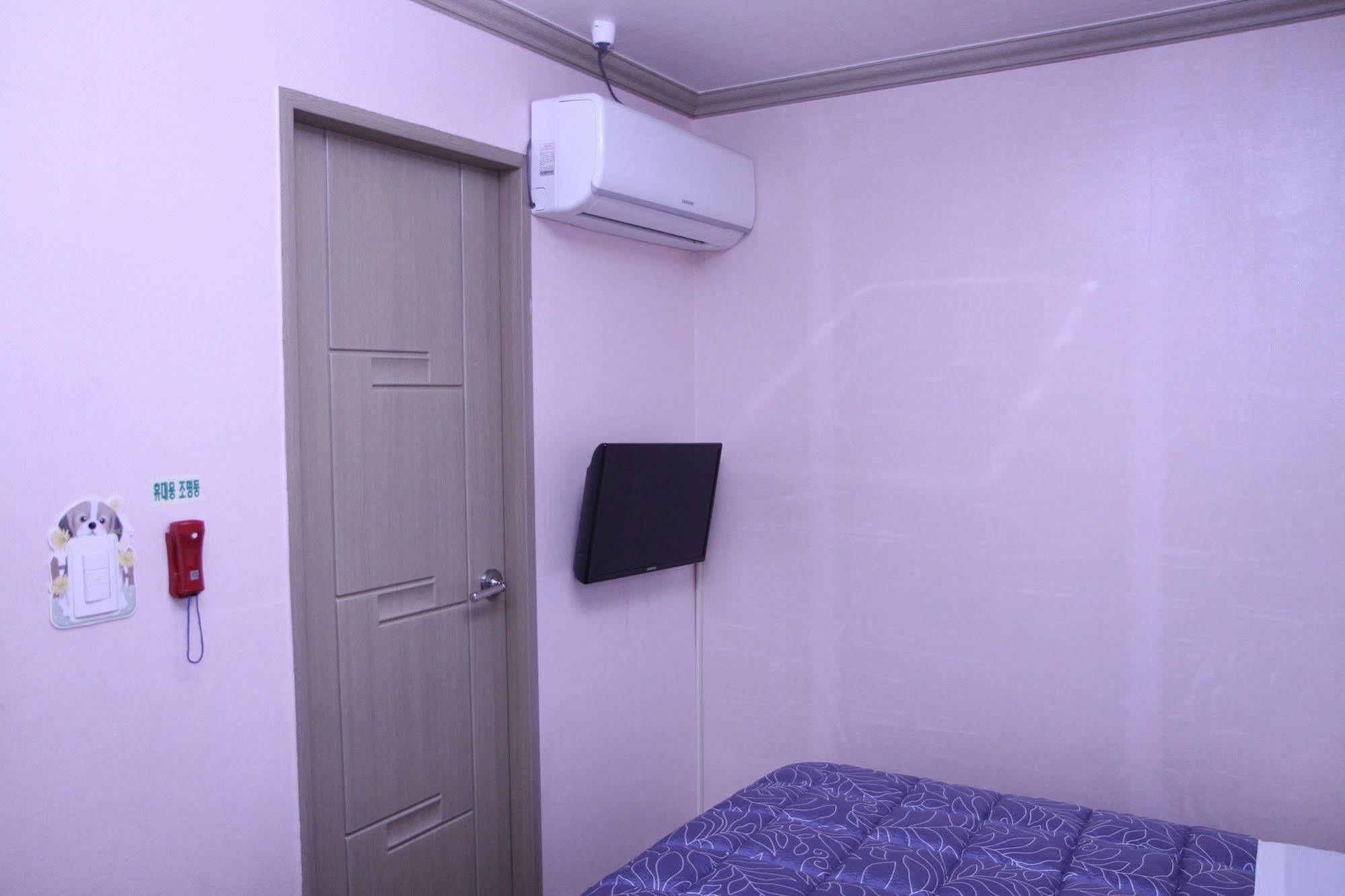 Hostel Dahyun & Guesthouse Кёнджу Экстерьер фото