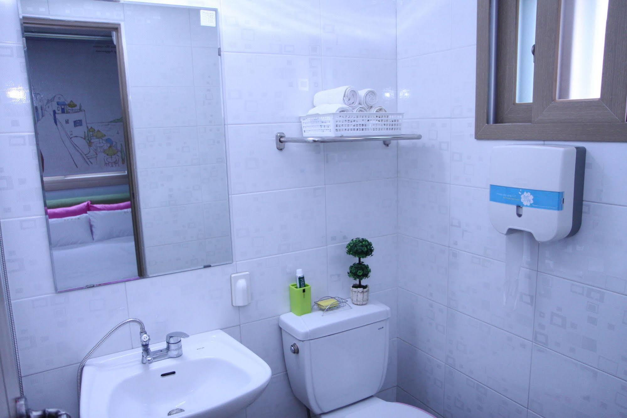 Hostel Dahyun & Guesthouse Кёнджу Экстерьер фото