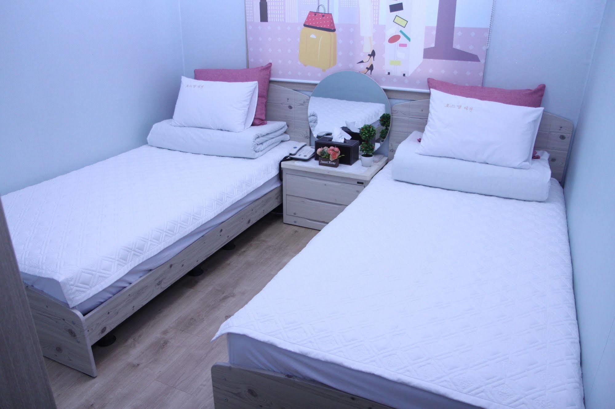 Hostel Dahyun & Guesthouse Кёнджу Экстерьер фото