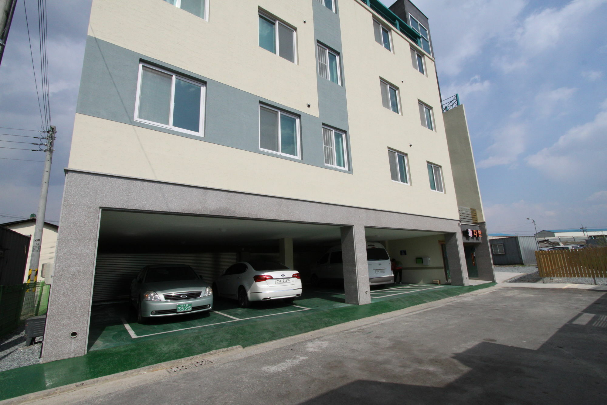 Hostel Dahyun & Guesthouse Кёнджу Экстерьер фото